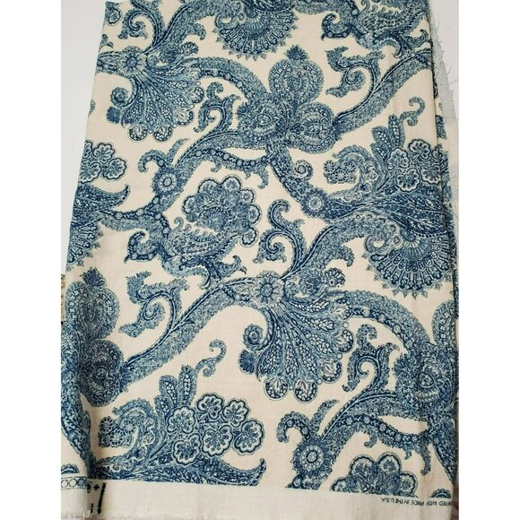 Waverly "Hidden Treasure" Blue and White Paisley Fabric 52x34 1.5Y Linen Cotton - Picture 2 of 7